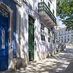 Spacious 3 Bedroom Flat In Charming * Lisboa